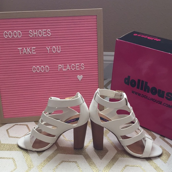 💟Dollhouse Chunky Heels💟 - Picture 2 of 6